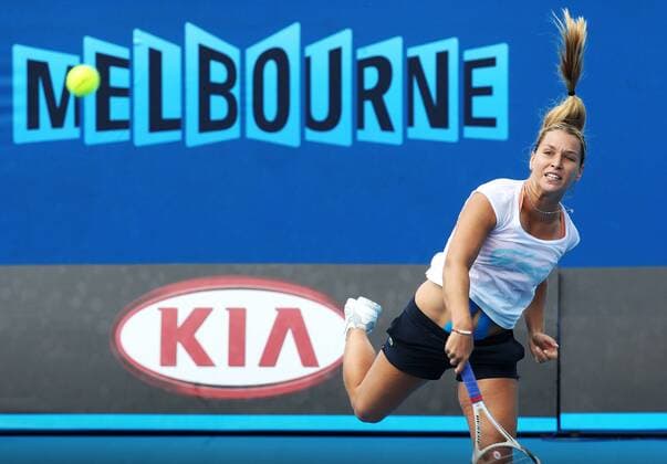 TENNIS - WTA, Australian Open 2012 MELBOURNE,AUSTRALIEN,15.JAN.12 - TENNIS - WTA Tennis Damen Tour, Grand Slam, Australian Open, Training. Bild zeigt Dominika Cibulkova (SVK). 