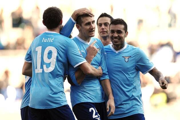 Miroslav Klose goal celebration Roma 15 01 2012 Stadio Olimpico Football Calcio 2011 2012 Serie A - Lazio Rom vs. Atalanta Bergamo - andreaxstaccioli