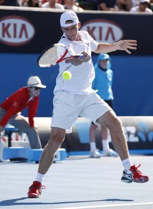 Australian Open 2012, Melbourne Park,ITF Grand Slam Tennis Tournament,Benjamin Becker (GER), Aktion,Einzelbild,Ganzkoerper,Hochformat,