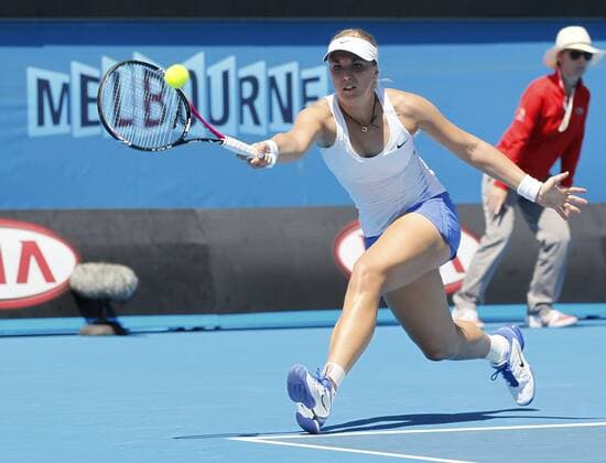 Australian Open 2012, Melbourne Park,ITF Grand Slam Tennis Tournament , Sabine Lisicki (GER),Aktion, Einzelbild,Ganzkörper,Querformat,