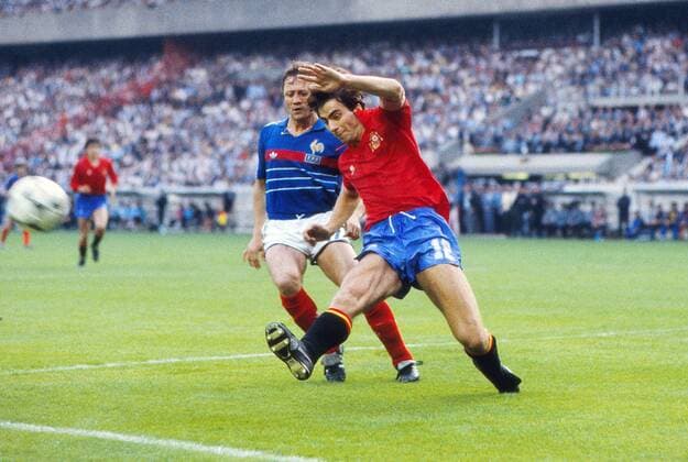Fußball, EM Finale 1984 in Paris, Frankreich - Spanien Salva - Spain Lacombe (France) - France vs. Spain - The European Championships Final 1984. Paris, France 27 06 84. 