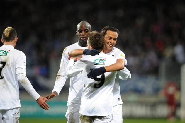 Nene et Kevin Gameiro (PSG) - Sable sur Sarthe FC vs. PAris St. Germain (PSG) - Coupe de France - 20.01.2012 xNLeGouicFEPx 