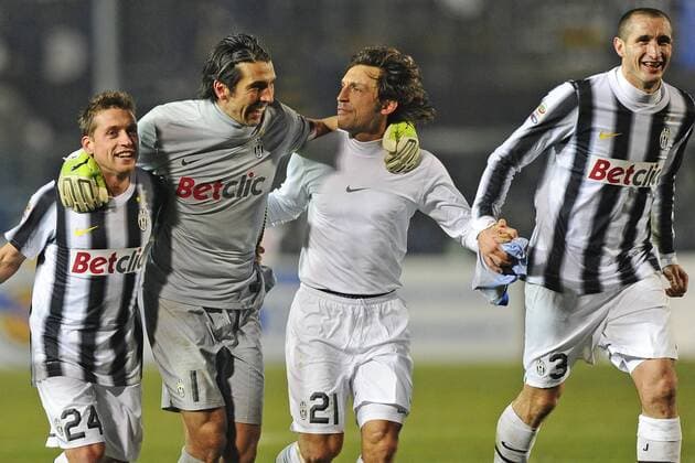 Bergamo 21 02 2012 - Serie A - Atalanta Bergamo vs. Juventus Turin - Gianluigi Buffon -Andrea Pirlo - Giorgio Chiellini - Emanuele Giaccherini 