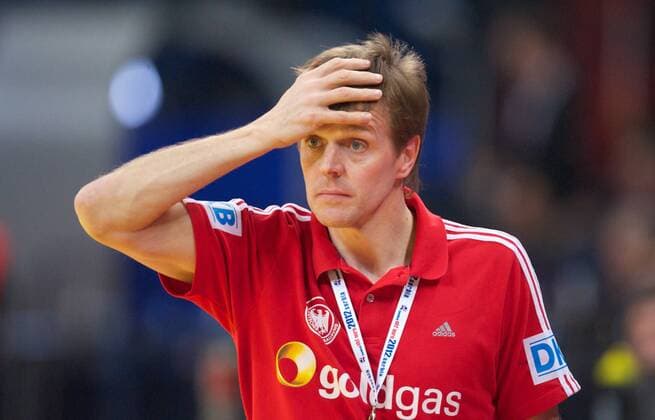 Handball Belgrad (SRB) 23.01.2012 Europameisterschaften der Herren Männer 2012 Hauptrunde Gruppe A Dänemark (DAN) - Deutschland (GER) Martin Heuberger (Deutschland, Bundestrainer)