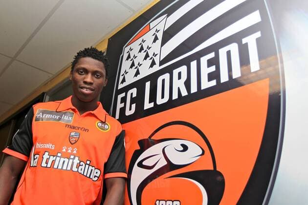 Neuzugang Lamine Gassama - FC Lorient - Präsentation -- 26 01 2012 xBRUNOPERRELx - 