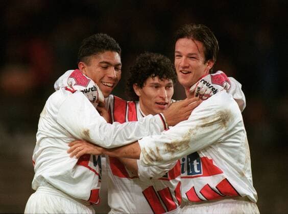 VFB Das Magische Dreieck von links: Elber Balakov Bobic 19.November 1995 VFB-Schalke 2-2