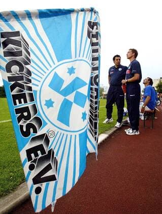 Fußball, Trainerhistorie, Stuttgarter Kickers Fussball Testspiel Stuttgarter Kickers vs. Malaga Trainer Marcus Sorg (rechts) mit Co-Trainer Robin Dutt (links)