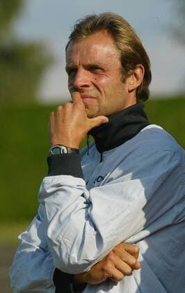 Oberliga BW 07 Ludwigsburg-vs SV Sandhausen Sandhausens Trainer Rainer SCHARINGER