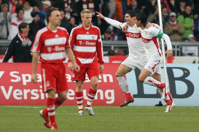 BAU Fusball Herren 1. Bundesliga Saison 2007 2008 VfB Stuttgart - FC Bayern München: v.l. Franck Ribery, Christian Lell (enttäuscht), Mario Gomez und Fernando Meira jubeln nach dem 1:0 {
