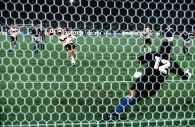 Fußball WM 1990 Italien Endspiel Deutschland - Argentinien 1:0 Andreas Brehme