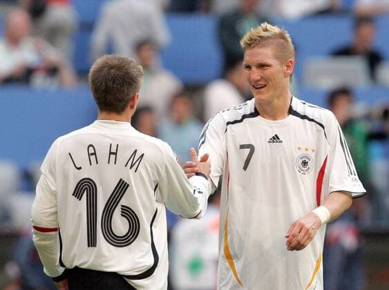 Fussball Herren FIFA WM Weltmeisterschaft 2006 Deutschland - Costa Rica : v.l. Philipp Lahm (GER) , Bastian Schweinsteiger (GER)
