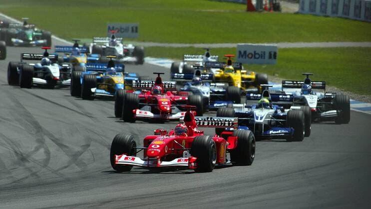 Motorsport Formel 1 Grosser Preis von Deutschland Hockenheim 2002 Start vorne Michael Schumacher vor Ralf Schumacher