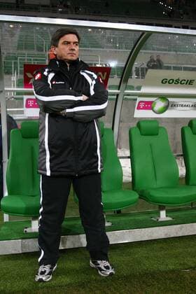 PREMIER LEAGUE, POLISH LEAGUE, FOOTBALL, 18. ROUND, MATCH BETWEEN WKS SLASK WROCLAW - KS RUCH CHORZOW; (HEAD COACH) WALDEMAR FORNALIK -  20120218CSKP4015