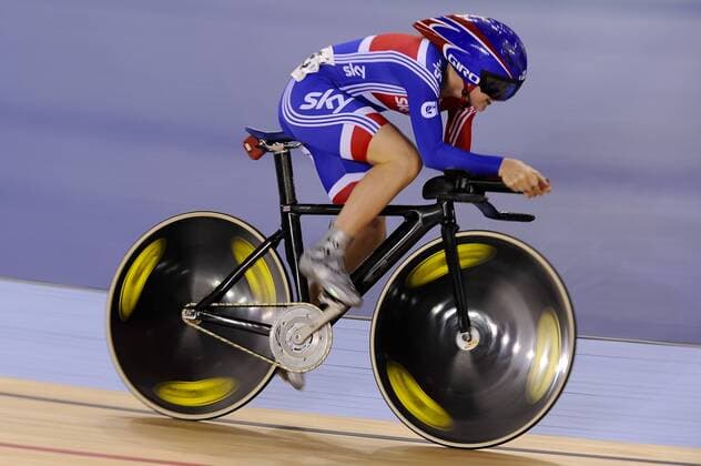 19.2.2012 London, England. Laura Trott (GBR) in action during the Womens Omnium Time Trial on Day 4 of the final round of the 201112 UCI Track Cycling World Cup presented by Samsung at the Olympic Park Velodrome. (2012 Olympic test event, part of the London Prepares Series). xRoganxThomsonx  ActionPlus11244617