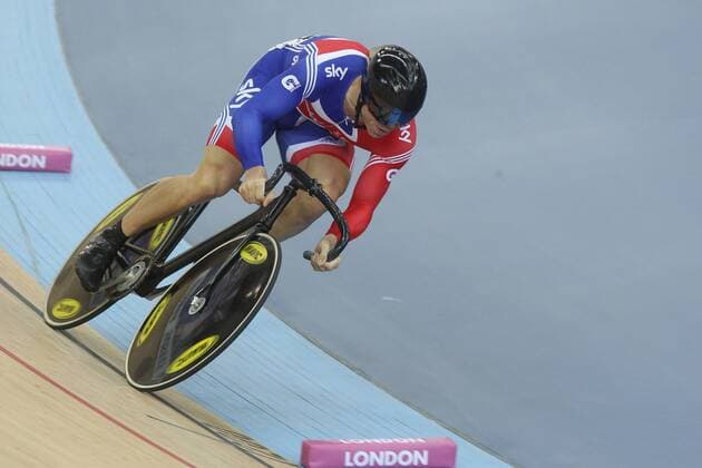 Chris Hoy (ECO) Cyclisme sur Piste : Vitesse - Championnats du Monde - Londres - 19.02.2012 PatrickPichon Panoramic 