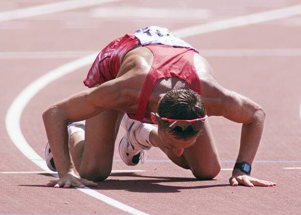 Olympische Spiele Sommerspiele Sydney 2000 Leichtathletik Herren 50 km gehen Robert Korzeniowski ( Polen Goldmedaille )