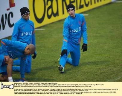 (L-R) Nigel de Jong,Khalid Boulahrouz,Robin van Persie Training Dutch National team National team 2012 xVIxWJxDijkdrentx xOrangexPicturesxIVx 579528