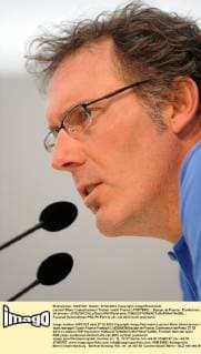 Laurent Blanc ( selectionneur Trainer coach France ) FOOTBALL : Equipe de France - Conference de presse - 27 02 2012 N.LeGouic FEP Panoramic 