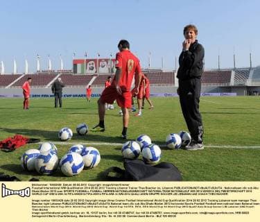 Fussball International WM Qualifikation 2014 28.02.2012 Training Libanon Trainer Theo Buecker (re, Libanon) 