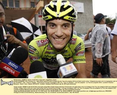 Andrea GUARDINI ( ITA Farnese Vini - Selle Italia ) gewinnt seine 5 Etappe bei der Tour de Langkawi 2012 und feiert somit schon 1 Etappensieg mehr als im vergangenen Jahr bei der Rundfahrt - quer - Event: 9. Etappe - Tasik Kenyir to Kuala Terengganu 165.7 km - Tour of Langkawi - Tour de Langkawi - Le Tour de Langkawi 2012 - Location: Kuantan - Malaysia - Asien - Asia - Datum: 03.03.2012 - Contact