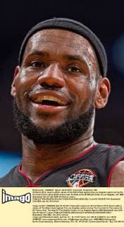 04 March 2012: Guard LeBron James of the Miami Heat against the Los Angeles Lakers during the first half of the Lakers 93-83 victory over the Heat at the STAPLES Center in Los Angeles, CA. NBA Basketball Herren USA MAR 04 Heat at Lakers Icon18112030427164 EDITORIAL USE ONLY