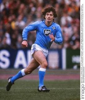 Football - Bundesliga 1979 1980 - Eintracht Frankfurt 3 Hamburger SV 2 Hamburg s Kevin Keegan during the game at the Waldstadion, Frankfurt, West Germany. 