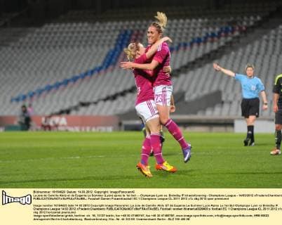 La joie de Camille Abily et de Eugenie Le Sommer (Lyon) apres le 1er but - - Olympique Lyon vs. Bröndby IF Idraetsforening - Champions League - 14 03 2012 xFredericChambertx 