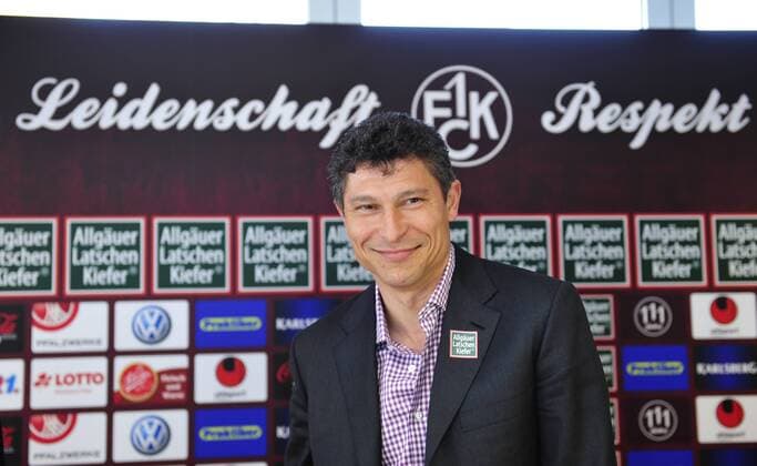 Deutschland, Kaiserslautern, Fritz-Walter-Stadion 1. FC Kaiserslautern Der enue FCK-Trainer Krassimir Balakov. 1. FC Kaiserslautern
