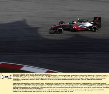 Motorsports: FIA Formula One World Championship 2012, Grand Prix of Malaysia, 4 Lewis Hamilton (GBR, Vodafone McLaren Mercedes), xHOCHxZWEIx
