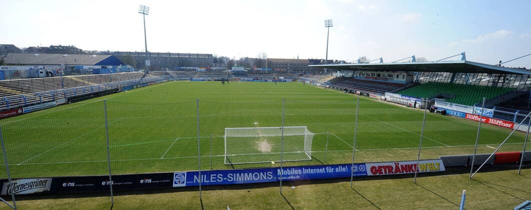 Chemnitz, Deutschland 24. März 2012: 3. Liga 11 12 - Chemnitzer FC. Stadion an der Gellerstaße.