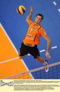 Volleyball Berlin 25.03.2012 1. Bundesliga DVL Saison 2011 2012 Playoffs Halbfinale Spiel 2 Berlin Recycling Volleys - VfB Friedrichshafen Scott Touzinsky (Berlin Recycling Volleys, No.01)