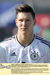FUSSBALL INTERNATIONAL U17 EM QUALIFIKATION Portugal - Deutschland 25.03.2012 Niklas Suele (Deutschland) 