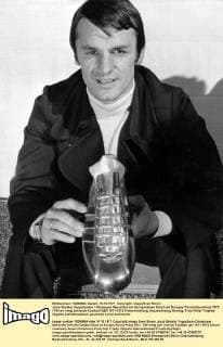 Josip Skoblar (Jugoslawien Olympique Marseille) mit dem goldenen Schuh als Europas Torschützenkönig 1971