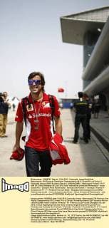 Motorsports: FIA Formula One World Championship 2012, Grand Prix of China, 5 Fernando Alonso (ESP, Scuderia Ferrari), xHOCHxZWEIx