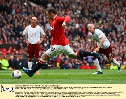 Football - Premier League - Manchester United vs. Aston Villa Wayne Rooney of Manchester United opens the scoring from the penalty spot at Old Trafford 