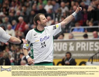 Toyota Handball Bundesliga HBW Balingen Weilstetten vs. Frisch Auf Göppingen 15.04.12 Sparkassen Arena Dalibor ANUSIC ( Frisch auf Göppingen ) Jubelt nach dem SIeg