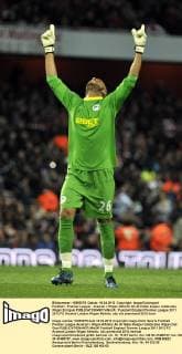 Football - Premier League - Arsenal v Wigan Athletic Ali Al-Habsi keeper celebrates Wigan 2nd goal 