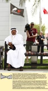 Motorsports: FIA Formula One World Championship 2012, Grand Prix of Bahrain, Sheik at F1 Paddock xHOCHxZWEIx