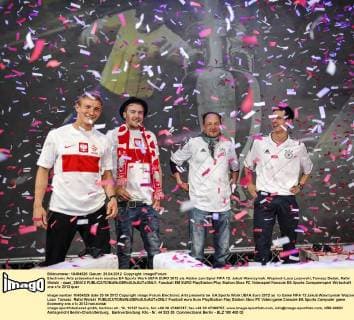 Electronic Arts präsentiert sein neustes EA Sports Werk UEFA EURO 2012 als Addon zum Spiel FIFA 12: Jakub Wawrzyniak, Wojciech Lozo Lozowski, Tomasz Dedek, Rafal Wolski - daad_250412 