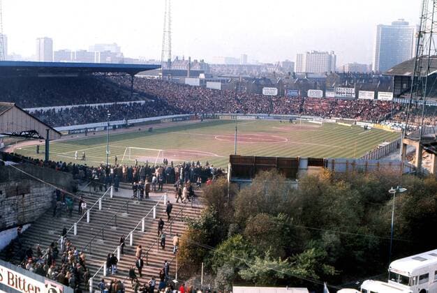 Football : FC Chelsea football ground - Stamford Bridge. 17 03 1973 FA Cup 1 4 final. Chelsea s steps to the Shed end. 