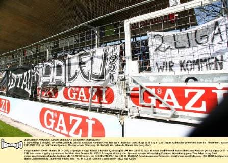 3. Bundesliga Stuttgart, VfR Aalen 28.04.12 Gazi Stadion Der Fanblock vor dem Spiel