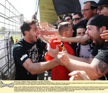 3. Liga VfB Stuttgart II vs. VfR Aalen 28.04.12 Gazi Stadion Leandro GRECH ( VfR Aalen ) Freude nach dem aufstieg