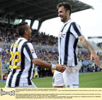 Novara 29 04 2012 - campionato di calcio serie A Novara Calcio - Juventus Turin; Arturo Vidal 