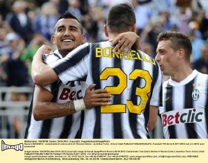 Novara 29 04 2012 - campionato di calcio serie A Novara Calcio - Juventus Turin; Arturo Vidal 