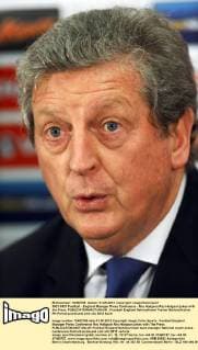 3921-3921 Football - England Manager Press Conference - Roy Hodgson Roy Hodgson jokes with the Press. 