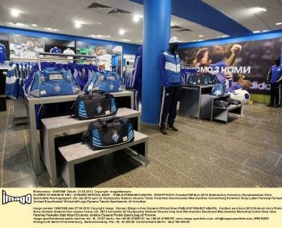 OLYMPIC STADIUM IN KIEV - DYNAMO OFFICIAL SHOP -  120427PYK019