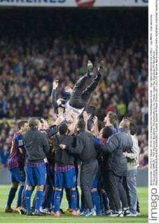 Liga futbol profesional 2011 2012 - Liga BBVA - Liga espanola; FC Barcelona (BARCA) - RCD Espanyol Barcelona; Verabschiedung von Trainer Josep Pep Guardiola (FC Barcelona) 