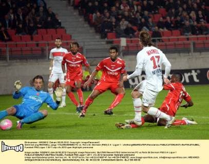 2eme but psg MAXWELL (psg) VALENCIENNES FC vs. Paris St. Germain (PSG) 3:4 - Ligue 1 - xAnthonyBIBARDxFEPxPanoramicx 