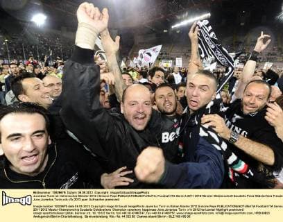 Juventus Turin ist italienischer Meister 2012 Simone Pepe 