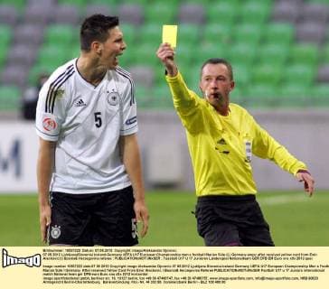 07.05.2012 Ljubljana(Slovenia) Iceland-Germany UEFA U17 European Championship men s football Marian Süle (L) Germany angry after received yellow card from Emir Aleckovic(r) Bosnia& Herzegovina referee : 
